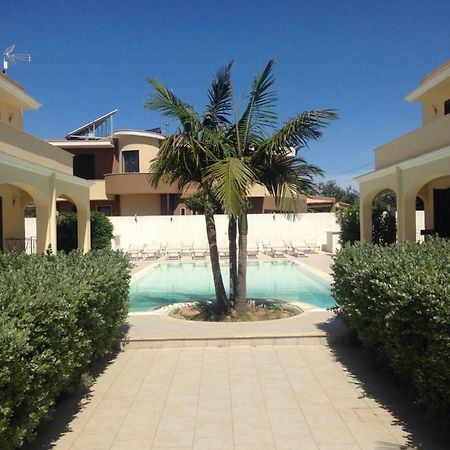 Oasi Tortuga Residence Piscina E Barbecue H24 Мадзара дел Вало Екстериор снимка