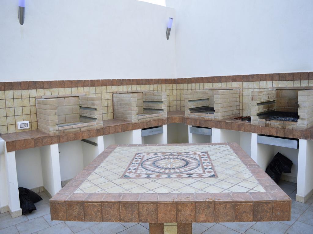 Oasi Tortuga Residence Piscina E Barbecue H24 Мадзара дел Вало Стая снимка